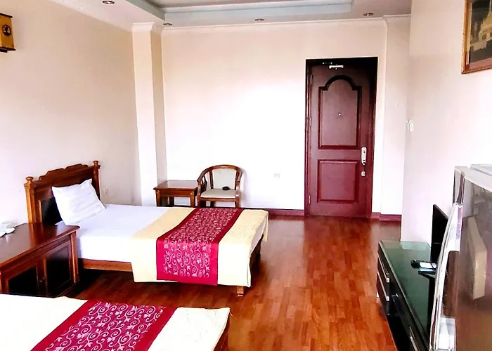 Hotel Sao Pho Hien 2*
