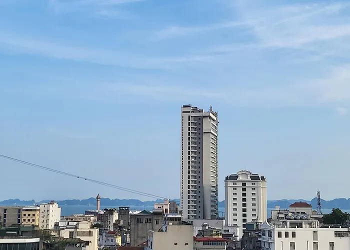 Sao Pho Hien Hotel 2*